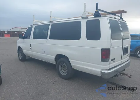 2013 Ford Econoline E350 Super Duty Wagon z USA, uszkodzony, nr VIN 1FBSS3BS0DDB18166